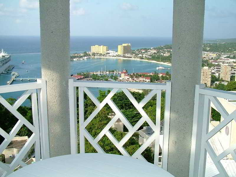 Skycastles Condominiums Ocho Rios Dış mekan fotoğraf