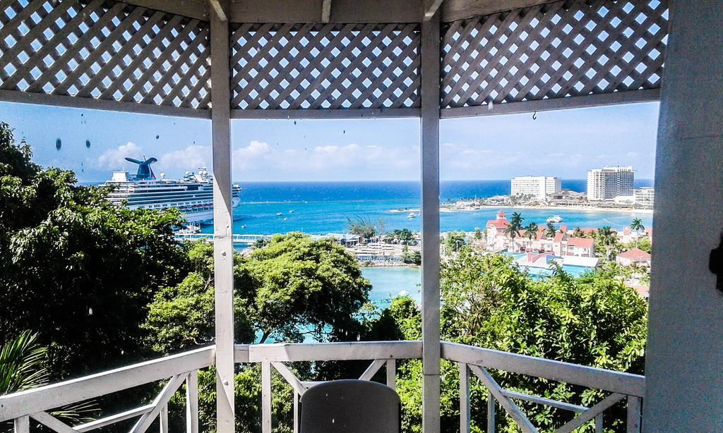 Skycastles Condominiums Ocho Rios Dış mekan fotoğraf