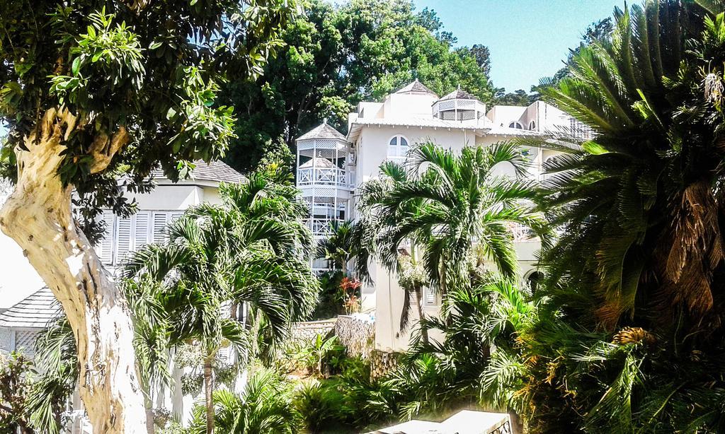 Skycastles Condominiums Ocho Rios Dış mekan fotoğraf